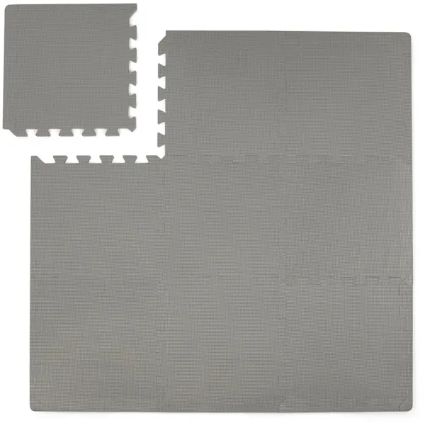 Light grey play mat